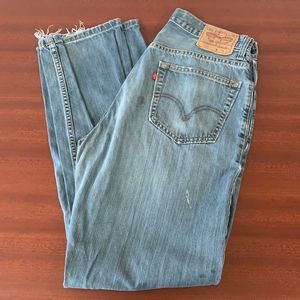 Vintage men’s 559 Levi’s mom jeans